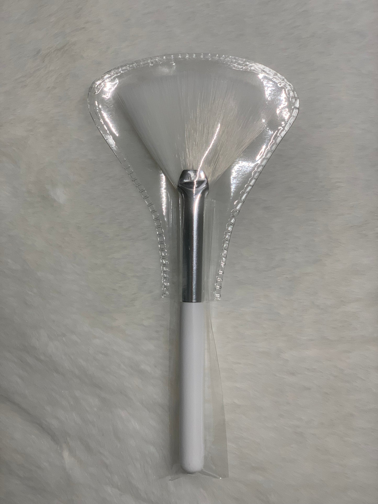 Mask Fan Brush (3 Pack)
