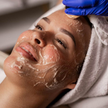 Oxygeneo 3 in 1 Super Facial W. RF (Skin Tightening)