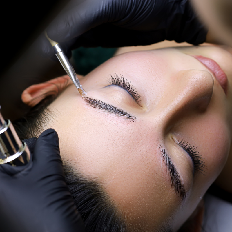 EYEBROW LAMINATION (INCLUDES TINT)